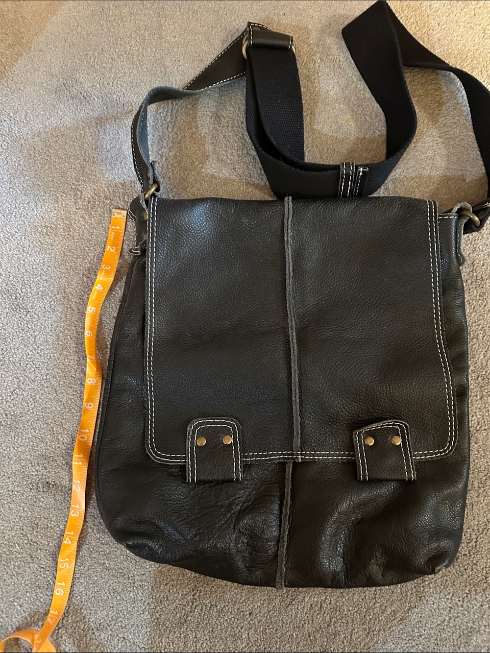Wilsons Leather Black Leather Messenger Crossbody Bag NEVER USED